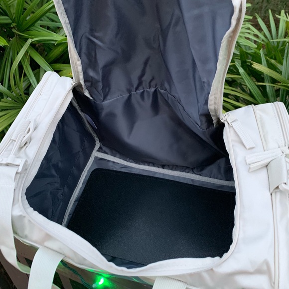 Adidas originals Santiago duffel bag light beige - Picture 7 of 8